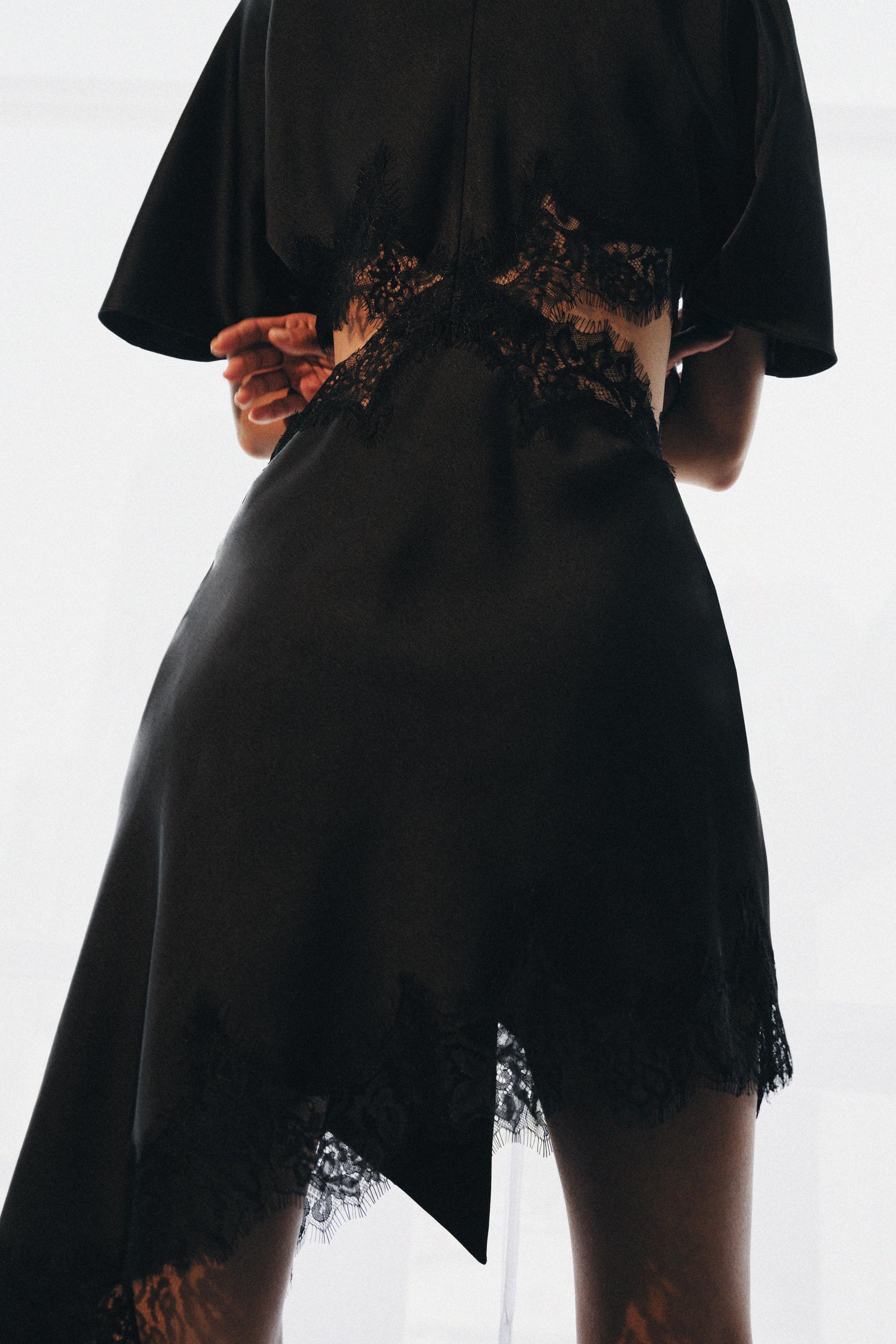 ROBE SATINÉE DENTELLE ZW COLLECTION